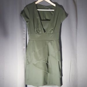 CONNECTED APPAREL DRESS SIZE 8 NEVER WORN